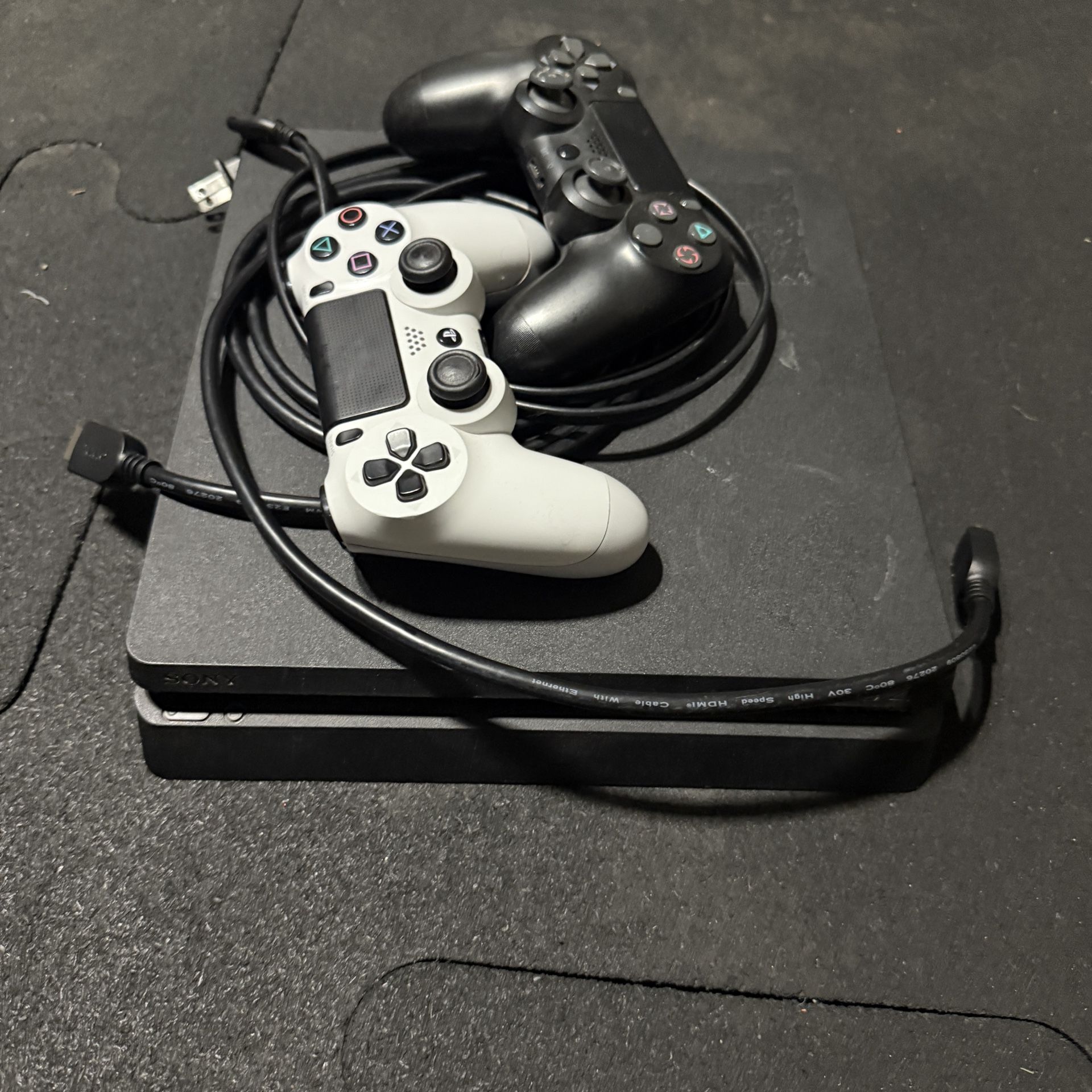 PS4 Slim With Controller/Cords