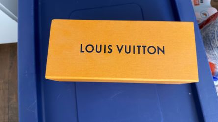 Authentic Louis Vuitton perfume  Box with Ribbon – Excellent Condition