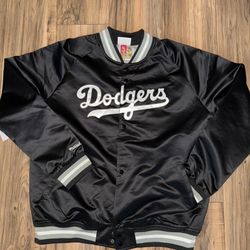 New men’s size large & XL Mitchell & ness LA Dodgers satin jacket 