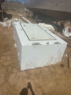 Giant refrigerator box
