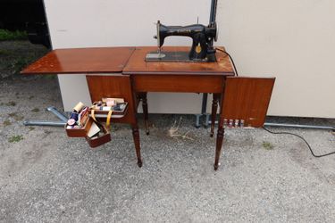 Vintage Singer Sewing Machine