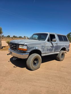 1992 Ford Bronco XLT 4x4 5.0