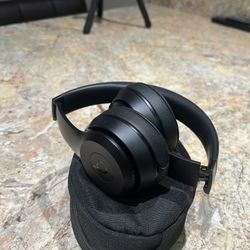 Beats Solo 3s Basically Brand New.