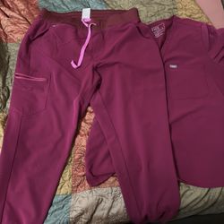 Figs scrubs XL 4 pairs 