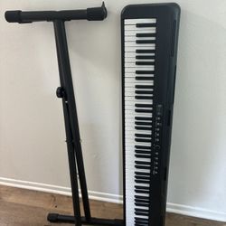 Piano With Stand (88 Keys)