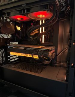 Full Gaming Setup - RTX 3070 / Ryzen 5 5600X / 32GB Ram