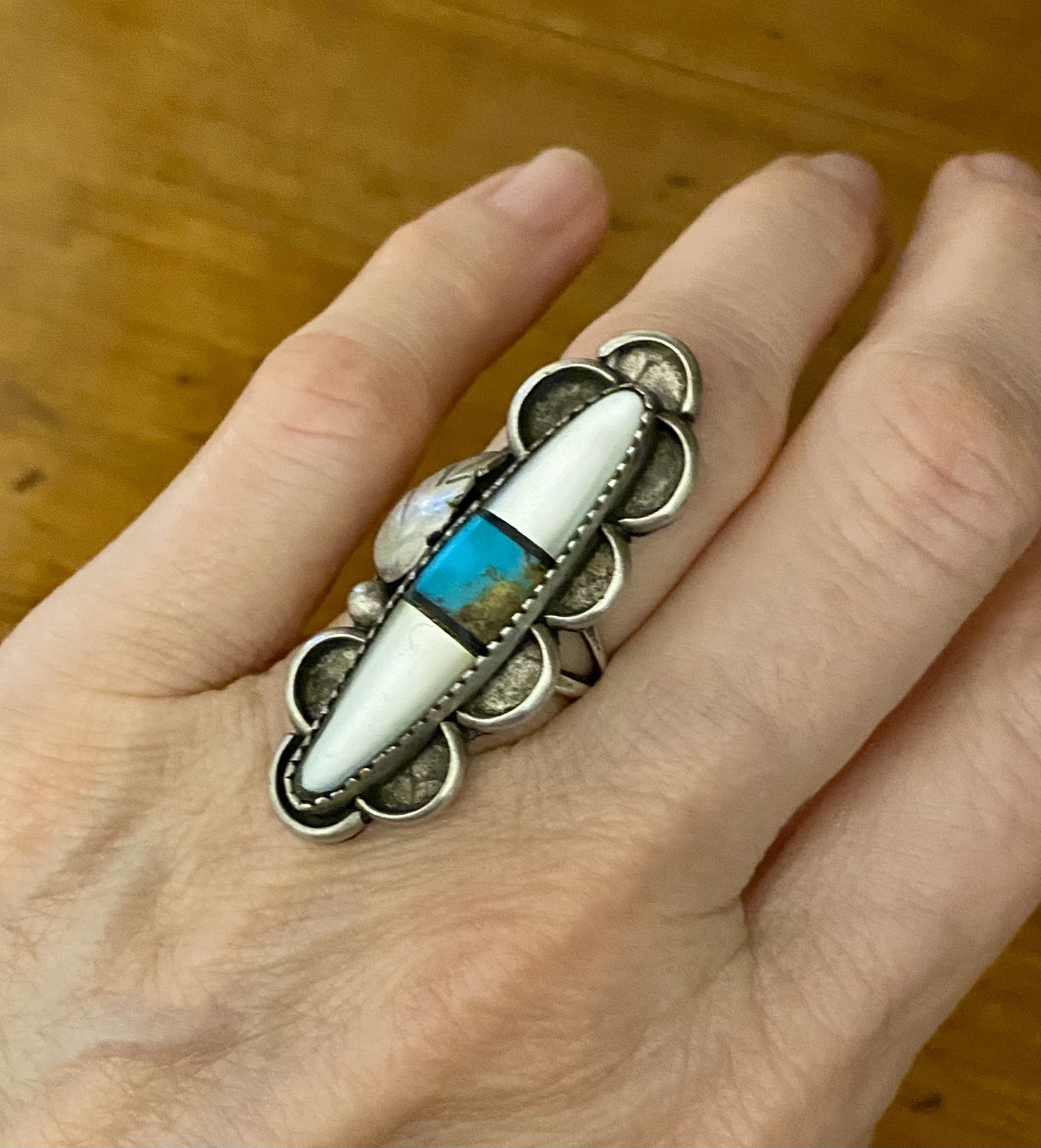 Vintage Native American Sterling Silver Turquoise and MOP Ring size 5.5
