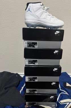 Nike air Jordan retro 11 legend blue baseball or football cleats size (Sz) 10 and 9.5