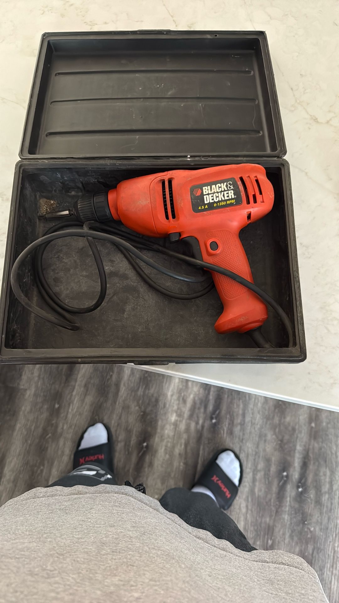 Drill. Black & Decker.