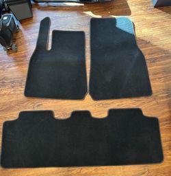 2023 Tesla Model 3 floor mats
