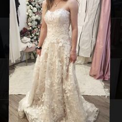 NEW Lace Wedding Dress Size 2