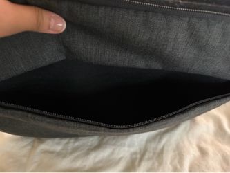 Laptop case and Free wireless mouse