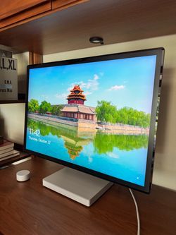 Microsoft Surface Studio 28” touchscreen - i7 / 32GB RAM / 2 TB + Pen & Dial