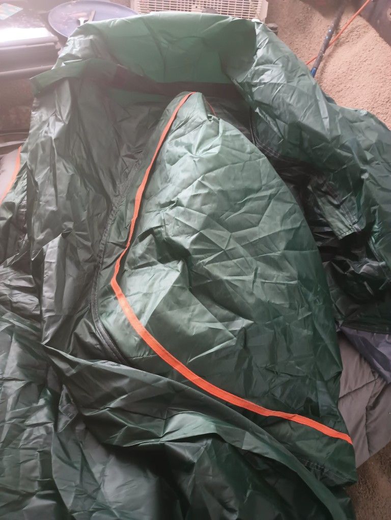 Brand New Pop Up Two Three Man Tent With Accessories