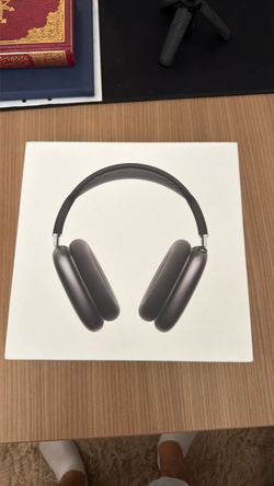 Apple AirPods Max Headphones Box