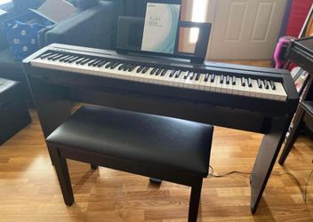 Yamaha P-45 Digital Piano + Bench – Excellent Condition
