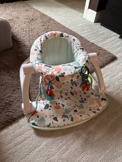 Baby seat, barely used