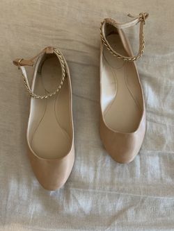 Bamboo nude flats with gold chain.