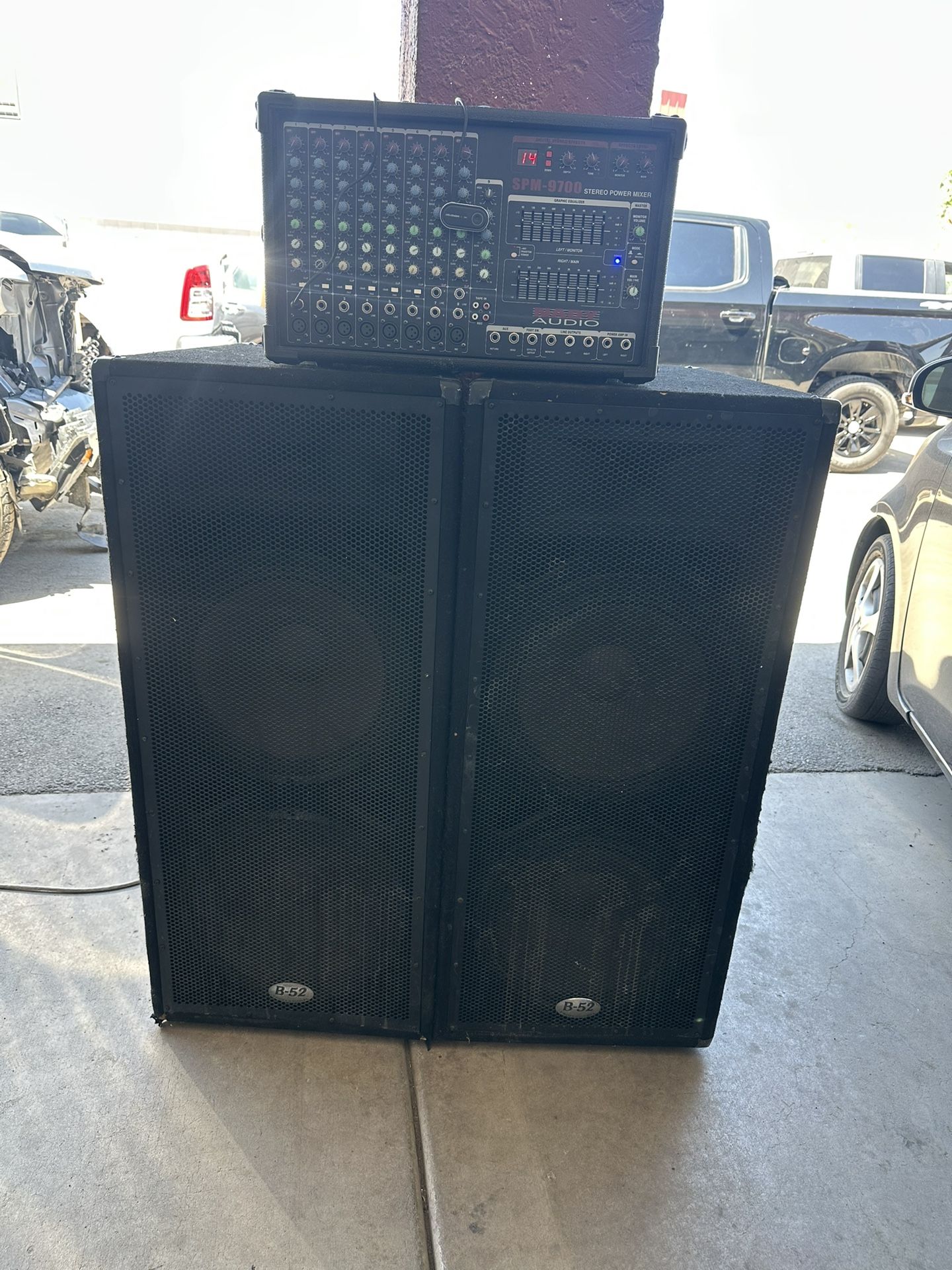 Power Mixer And Speakers