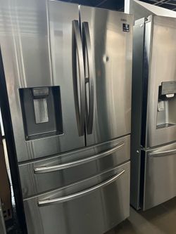 SAMSUNG FOUR DOOR REFRIGERATOR DOOR IN DOOR