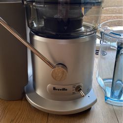 Breville-The Juice Fountain