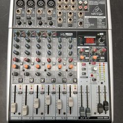 BEHRINGER XENYX X1204USB MIXER