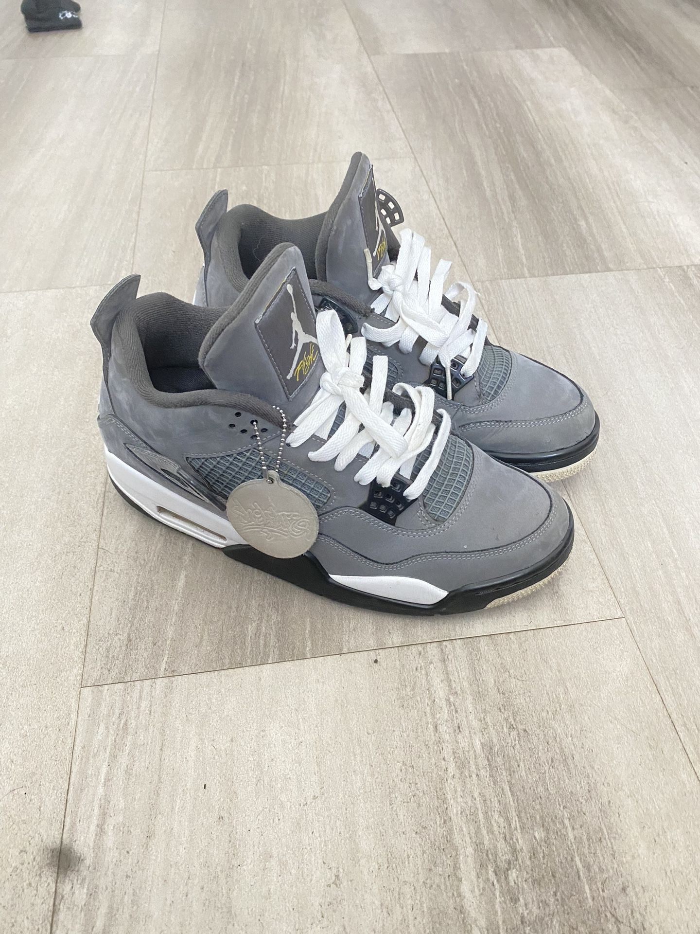 Jordan 4 Cool Greys