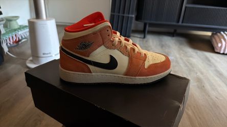 Nike Air Jordan 1 Mid Orange Suede Sneaker size 6Y