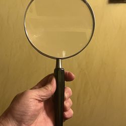 VINTAGE  Magnifying Glass with Black Plastic Handle