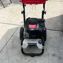 Buenas Condisiones $80 O Obo.   Maquina  De Agua a Presión. 