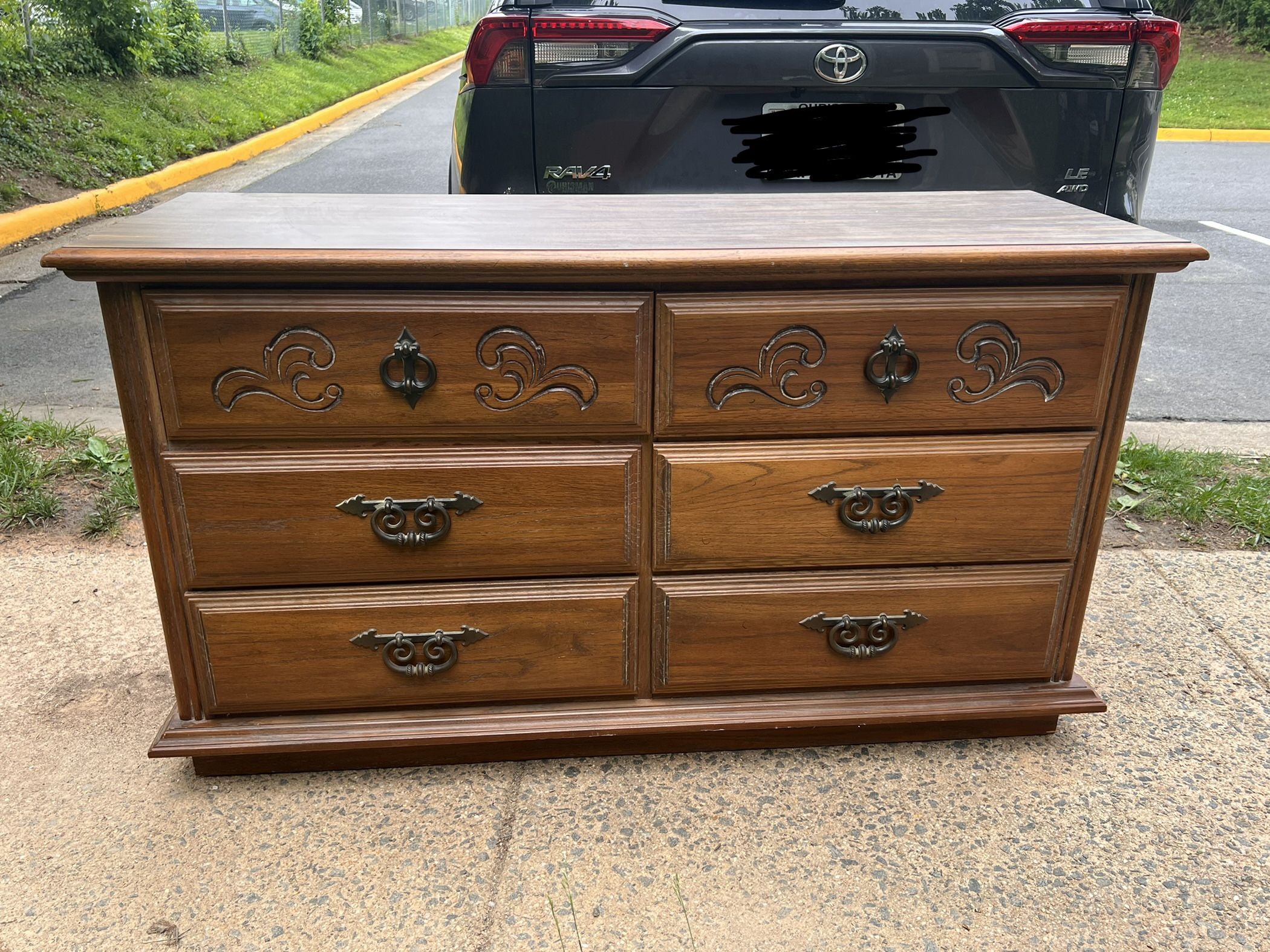 Solid Wood Bedroom Matching Set: Dresser, Tall boy Chest, Nightstand