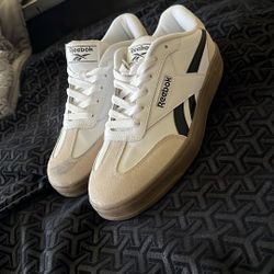 Reebok Shoes 