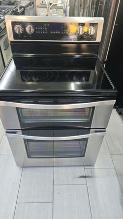 Whirlpool electric stove 5 burner double oven 30 inches