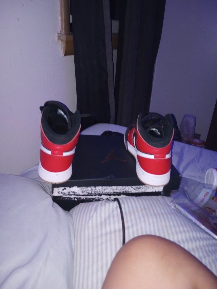 Jordan 1s Size 6 In Boys Cash Only