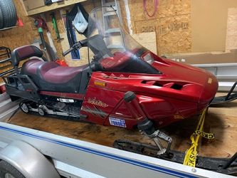Yamaha Venture 2 Person Snowmobile