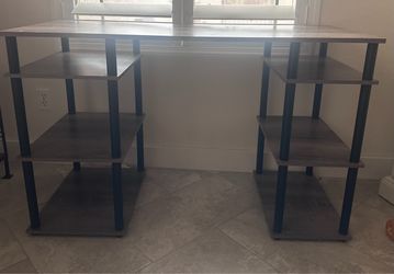 Computer desk