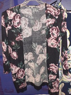 Charlotte russe xs throw cardigan