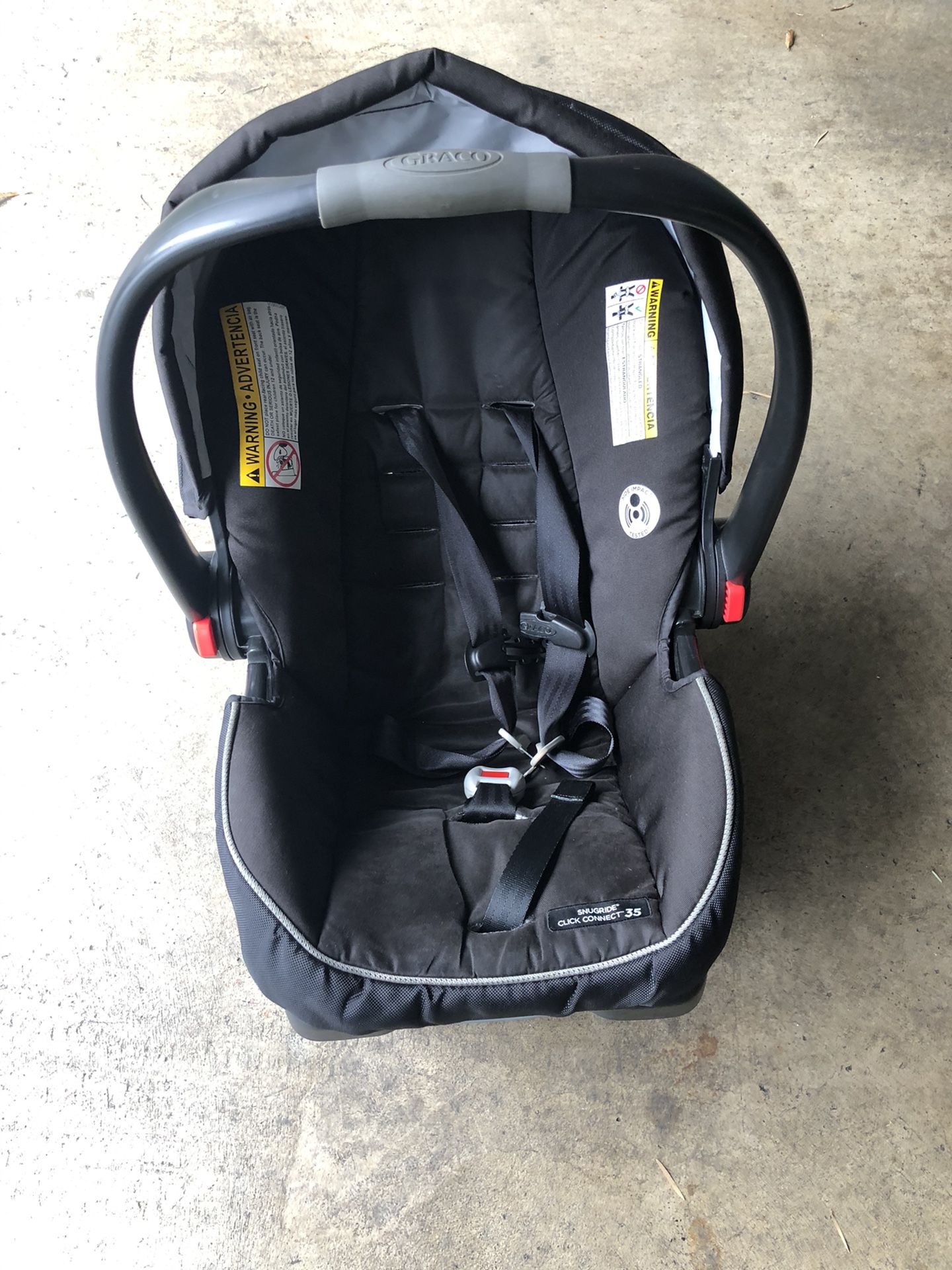 Graco Snug Ride infant Car seat