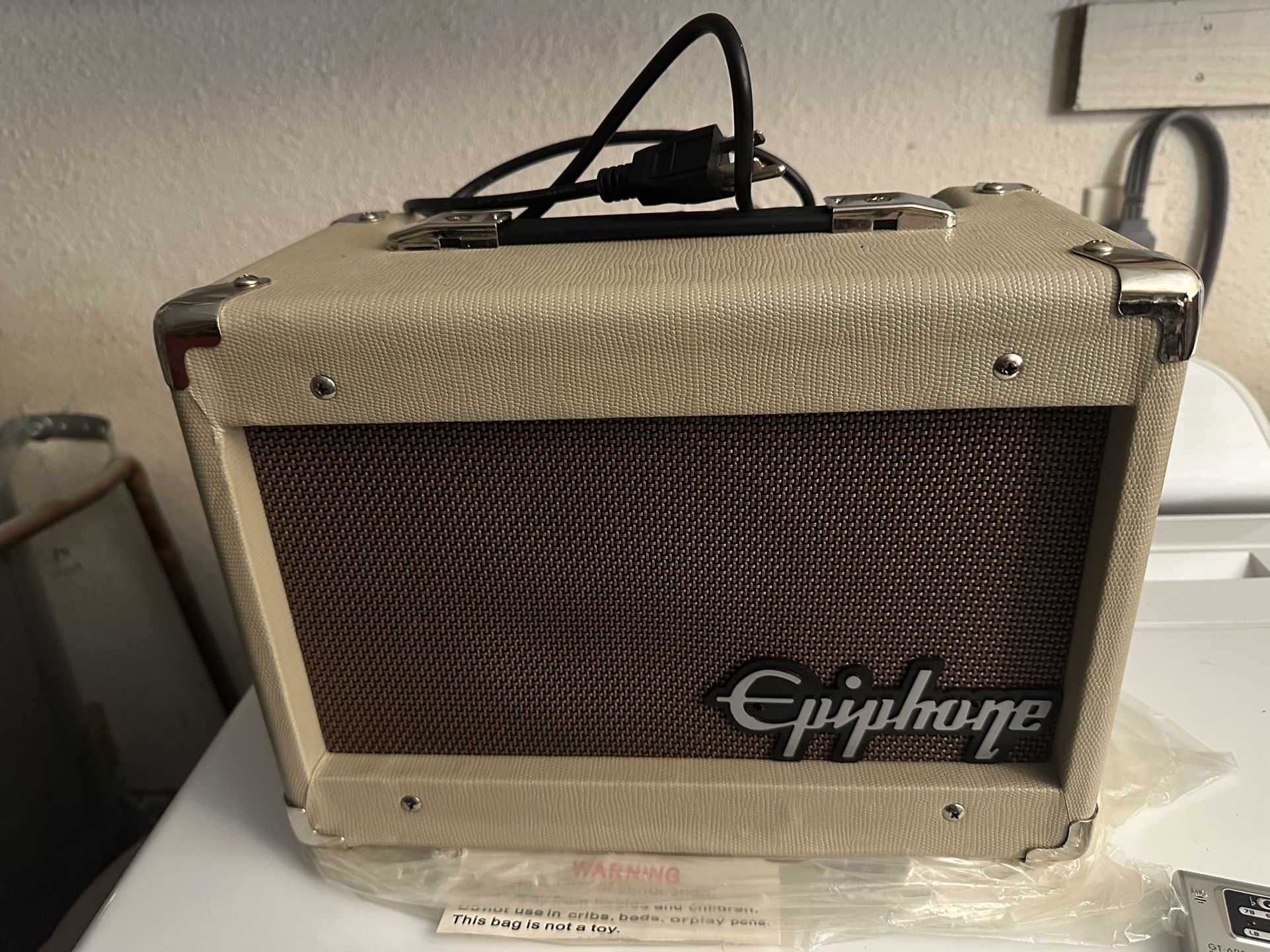 Guitar And Equipment 