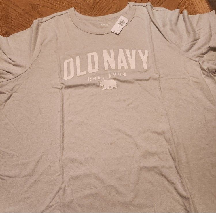 New With Tags OLD NAVY LOGO TSHIRT 