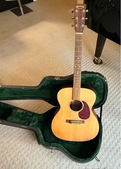 Martin JM Jumbo Acoustic Guitar – FLAWLESS with Original Hard Case