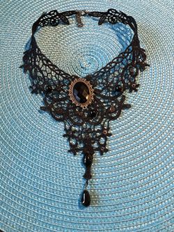 Lace Choker