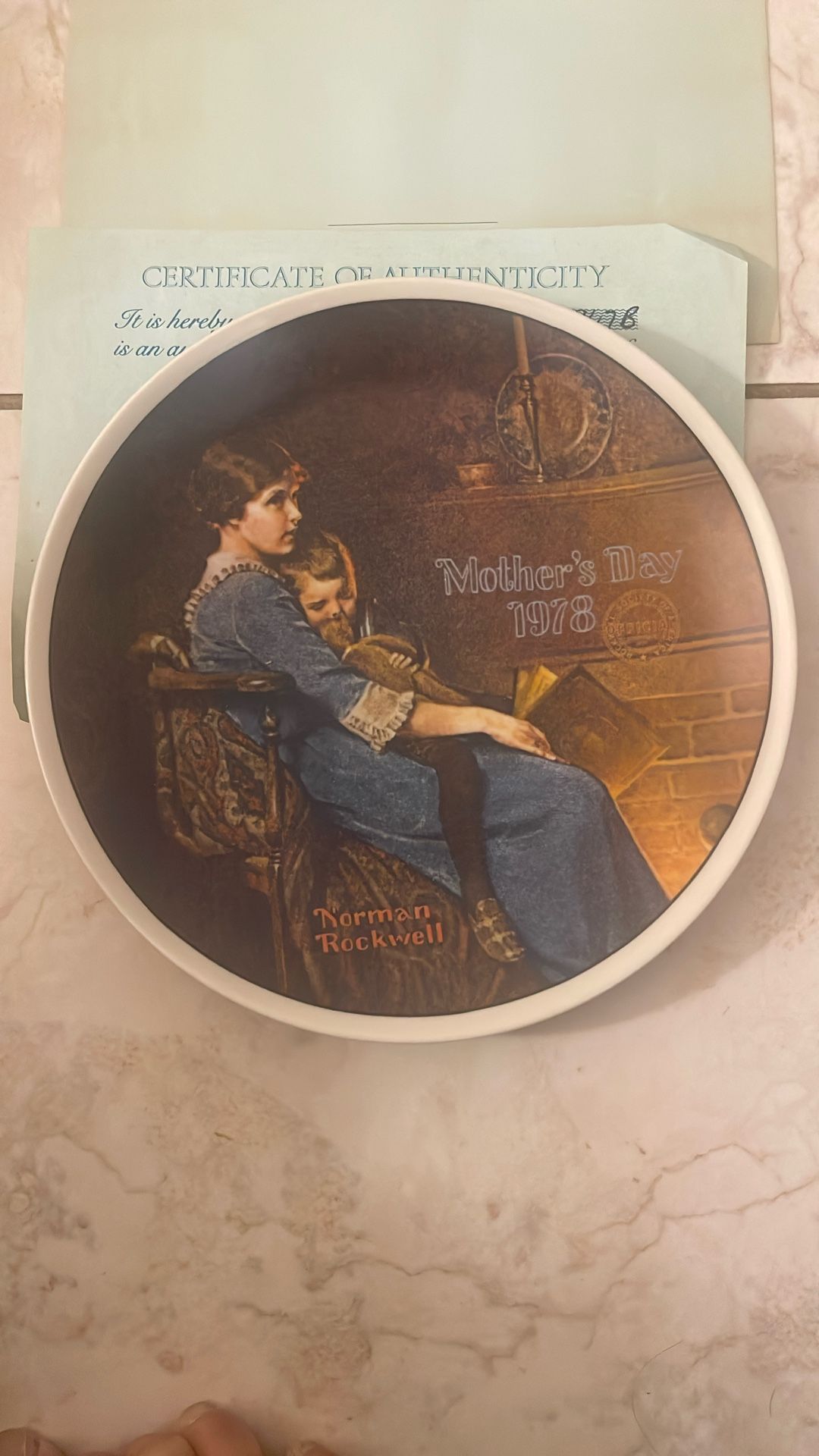 Knowles Collector Plate BEDTIME STORY Mothers Day Norman Rockwell
