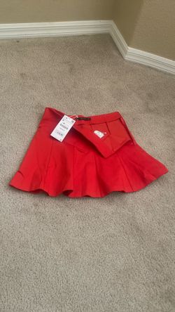 New With Tags Zara Skirt Size small