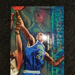 Kevin Garnett Rookie Card
