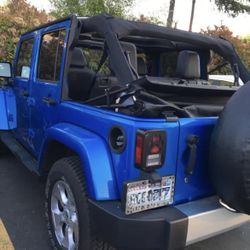 Jeep Wrangler Bestop soft top 4 Door Tinted