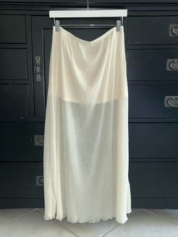 H&M Cream Skirt