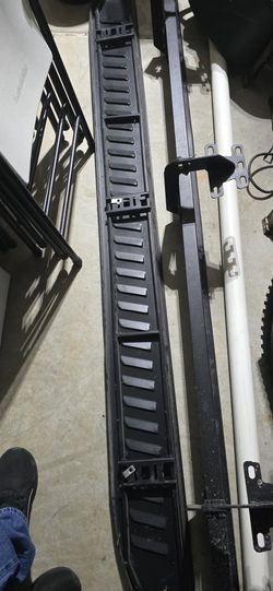 📢 FOR SALE: Heavy-Duty Running Boards / Step Bars (Fits Ram Crew Cab)