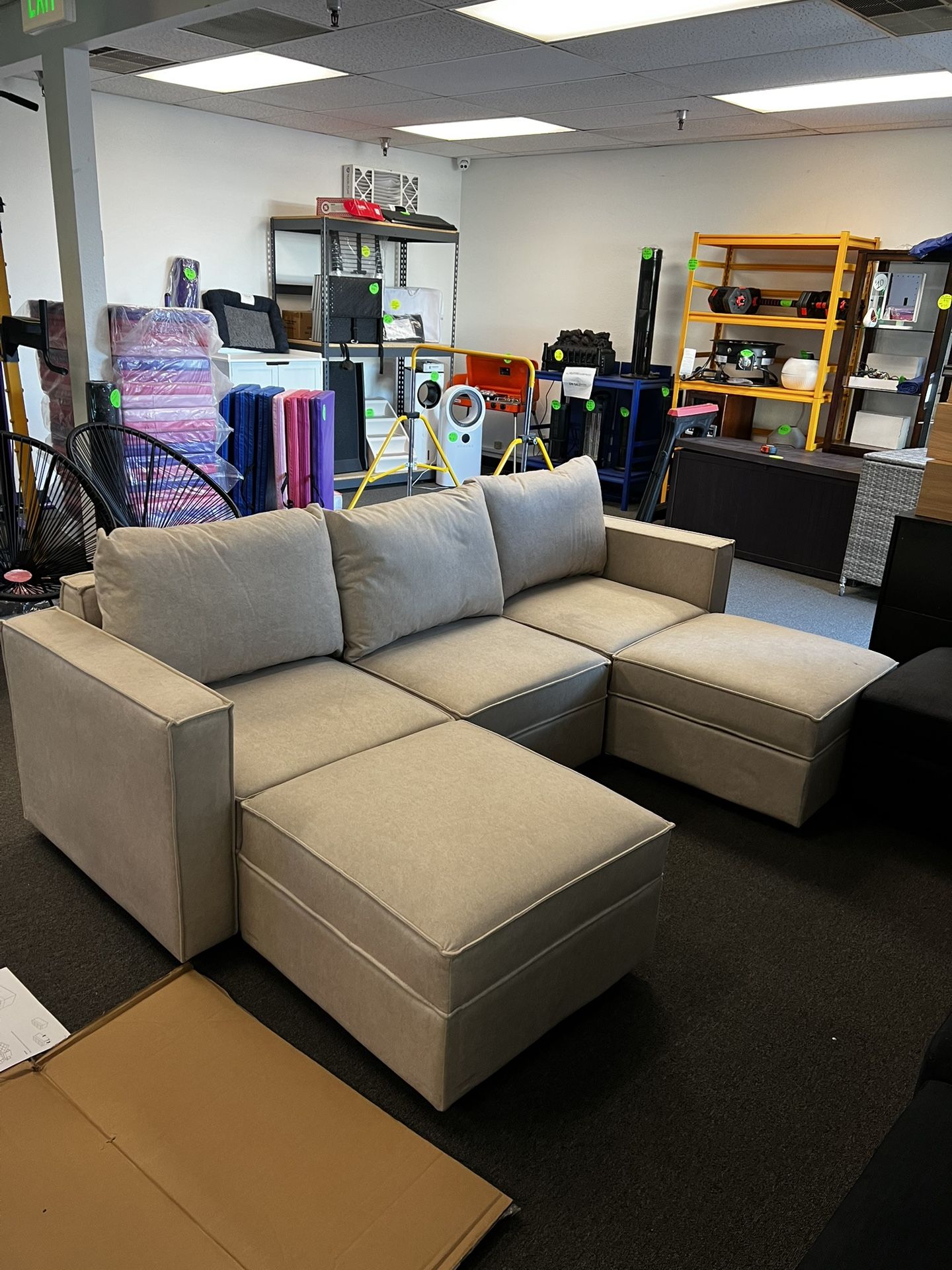 New Fabric Sectional sofa With Storage U shape Ottoman
