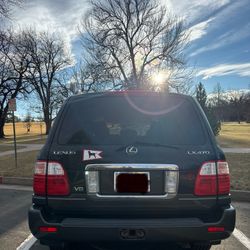 2004 Lexus LX 470